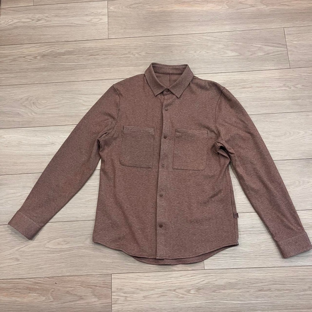 Lululemon Mens Small Brown Snap Button Collared Shirt Business Casual Minimalist